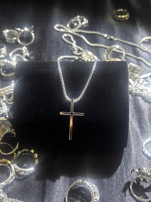 Cross box chain
